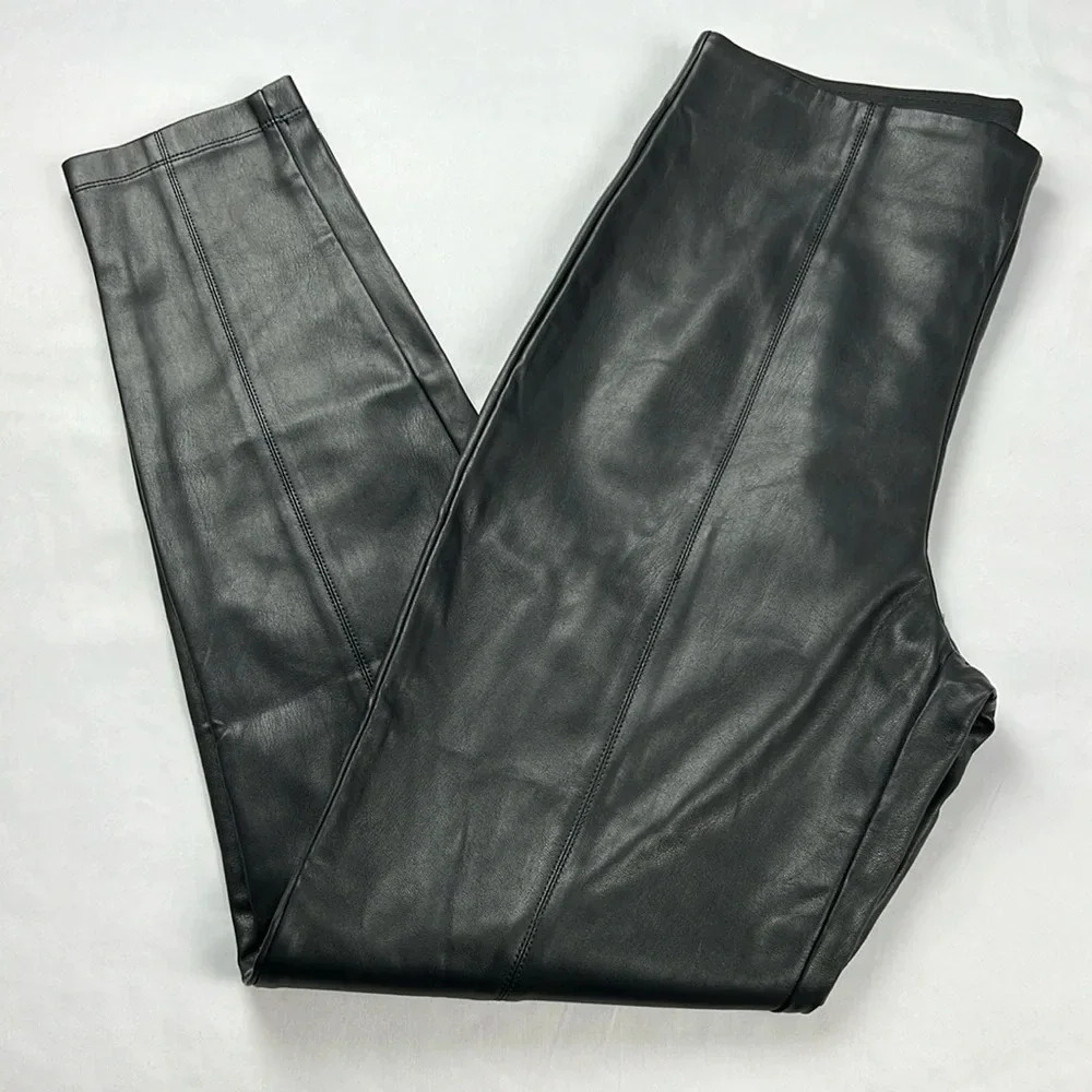 Ann Taylor New Women’s‎ LT Black The Seamed Hidden Side Zip Faux Leather Legging